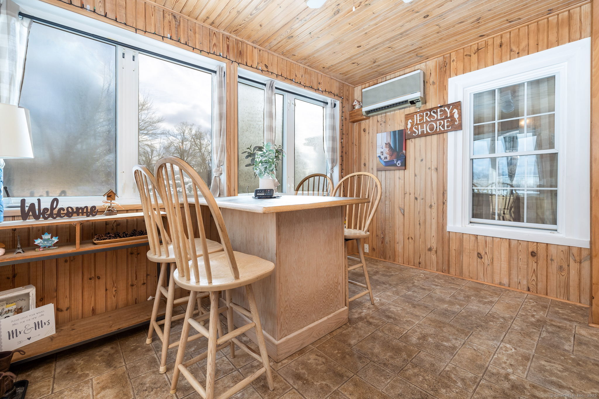 Franklin, Connecticut 06254, United States, 2 Bedrooms Bedrooms, ,2 BathroomsBathrooms,Residential,Pending,14072