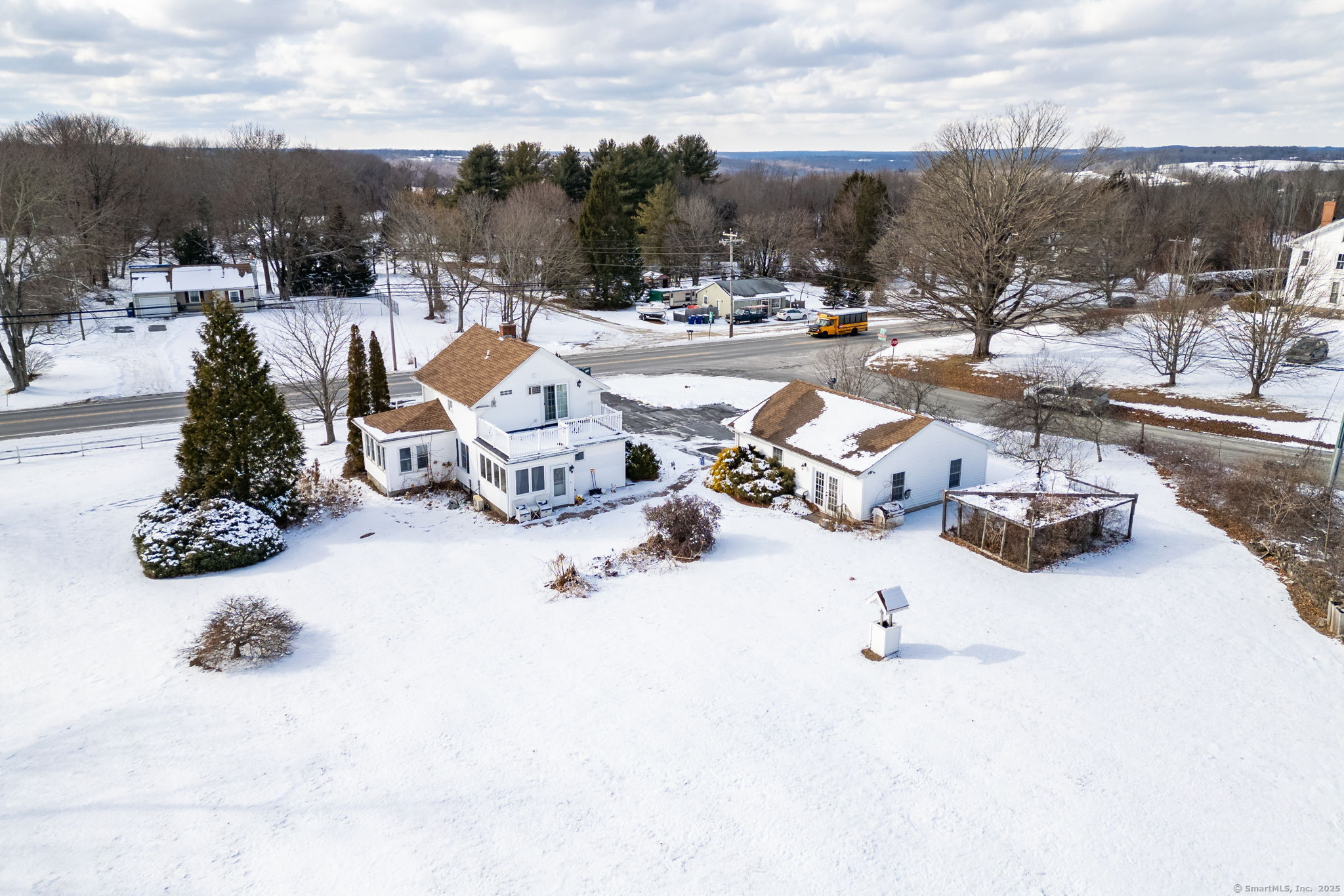 Franklin, Connecticut 06254, United States, 2 Bedrooms Bedrooms, ,2 BathroomsBathrooms,Residential,Pending,14072