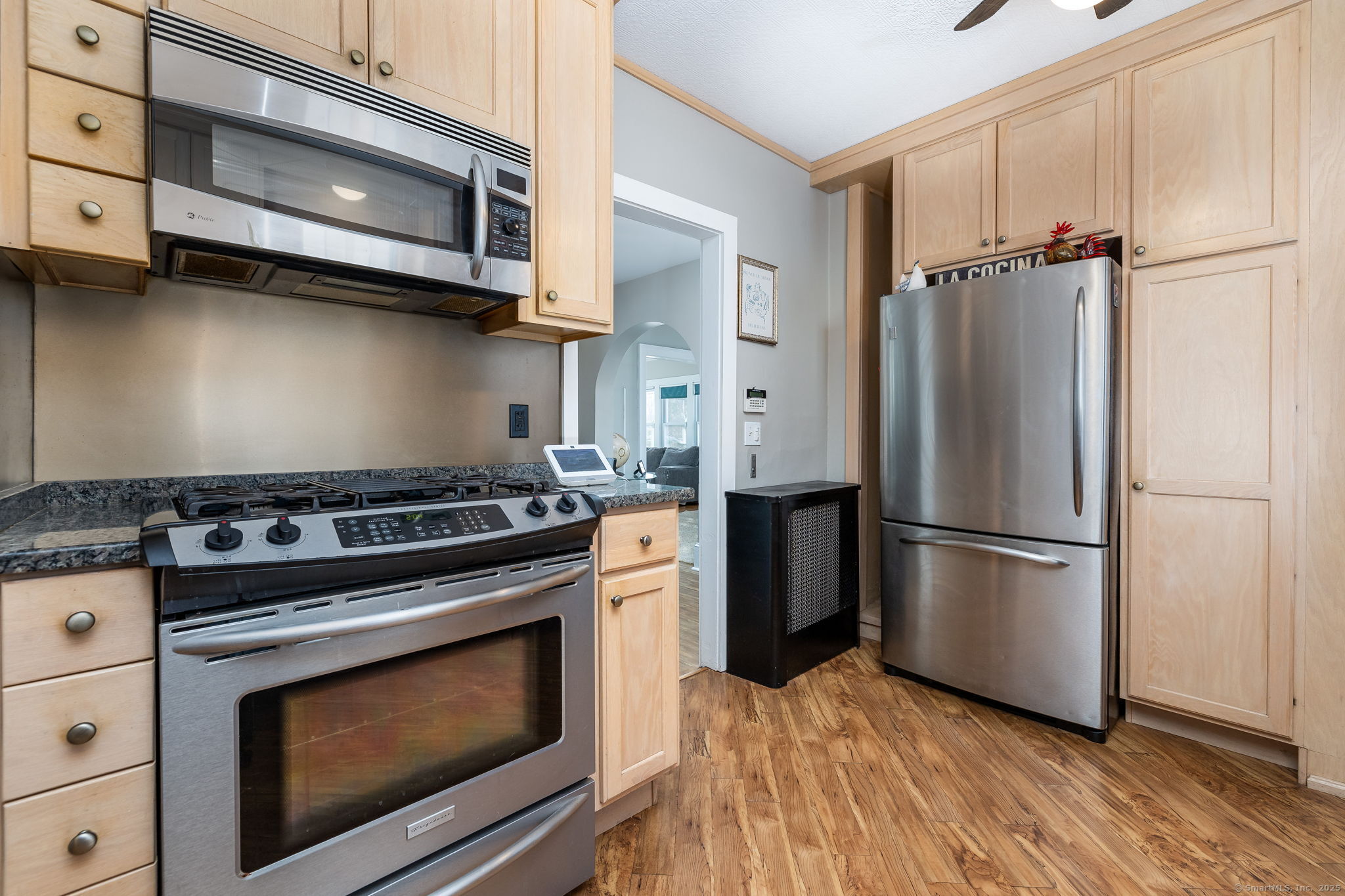 Franklin, Connecticut 06254, United States, 2 Bedrooms Bedrooms, ,2 BathroomsBathrooms,Residential,Pending,14072