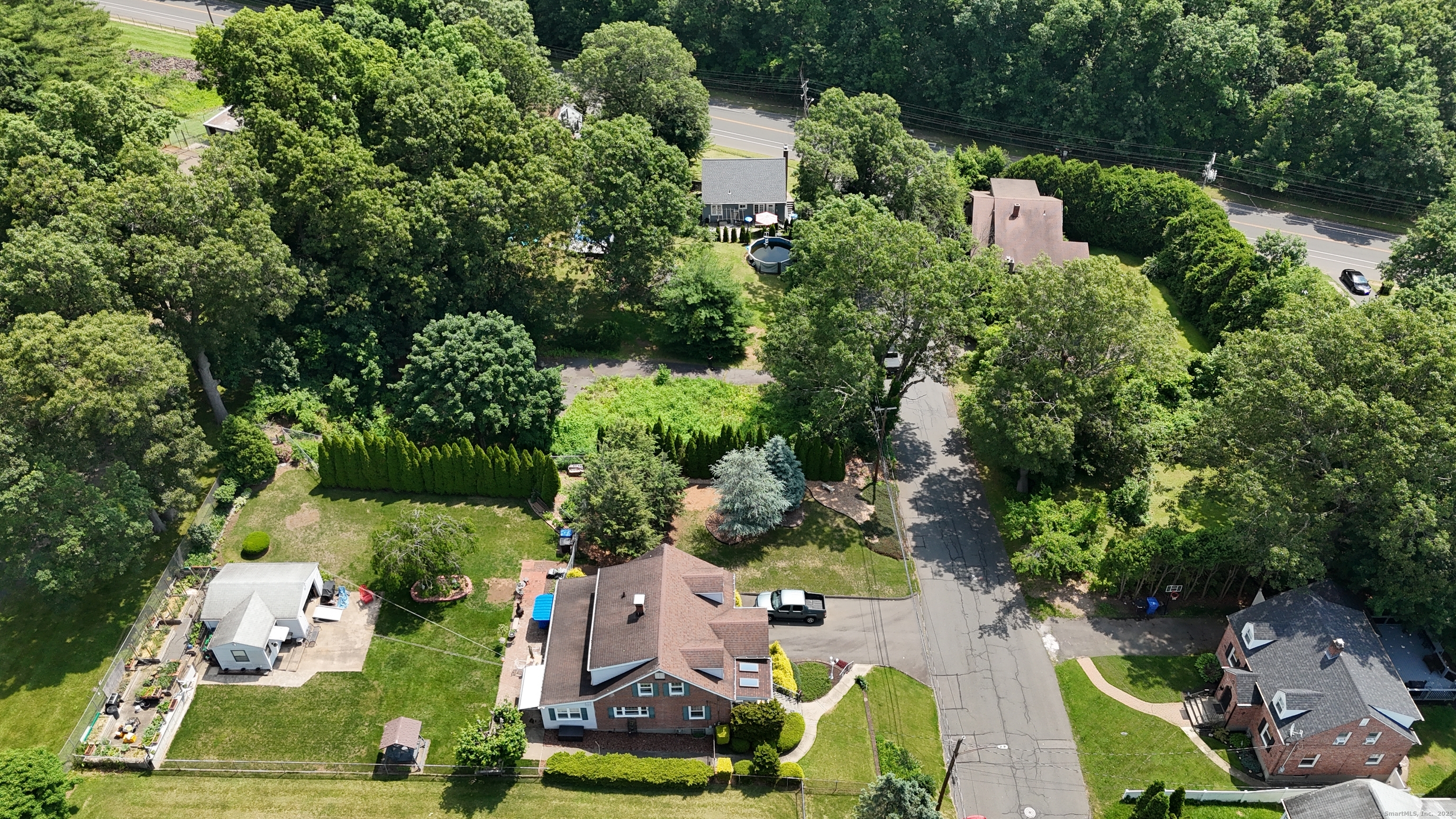 19 Maplehurst Avenue