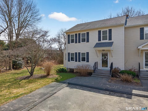 Condo For Sale - 10 Castle Meadow Drive #10<br/> Stonington, CT 06379
