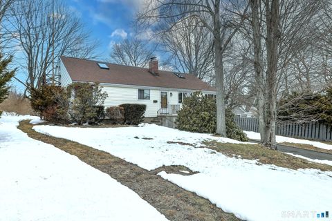 Photo of 26 Hill Street, Milford, CT 06460 (MLS # 24156189)