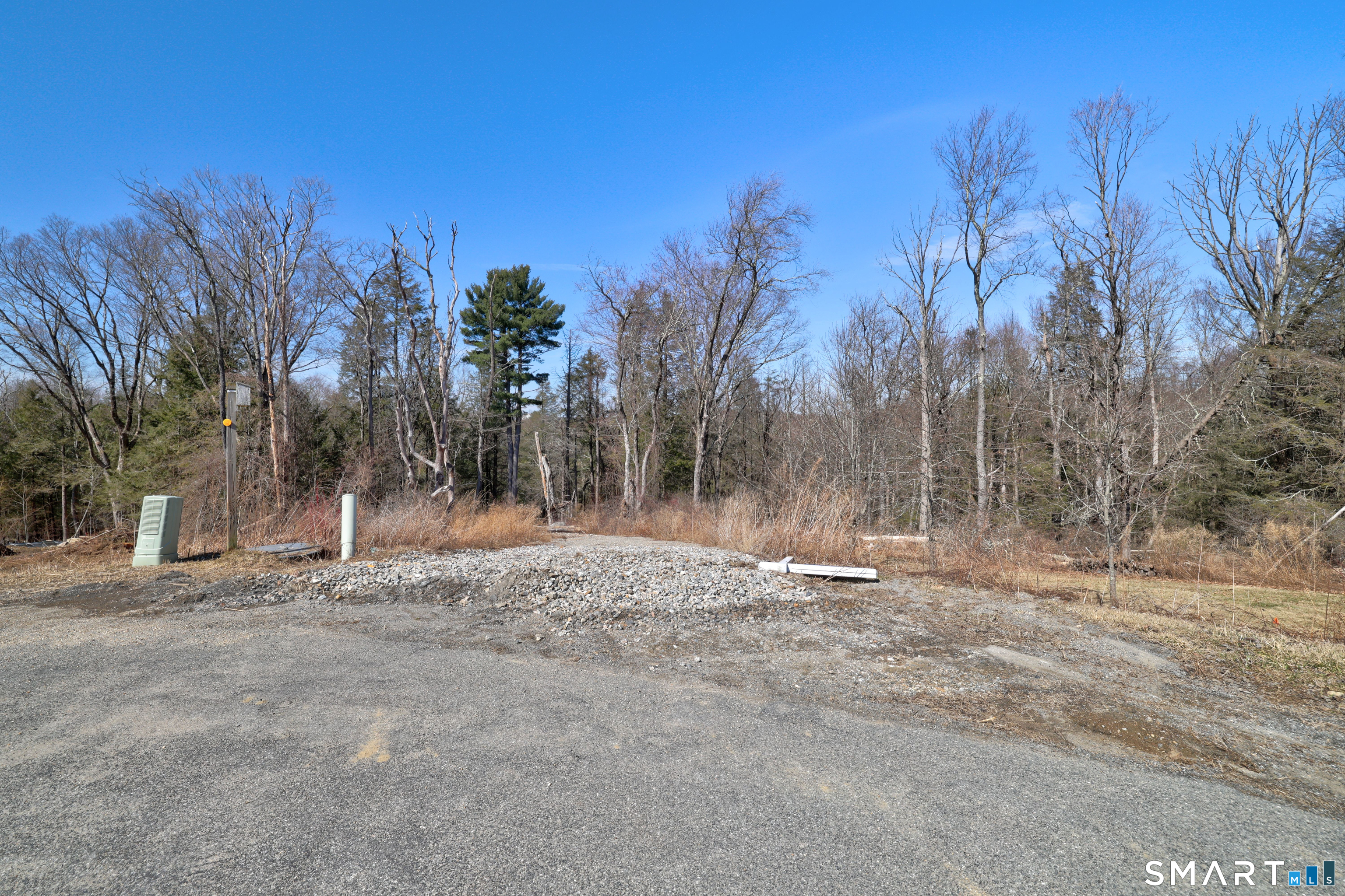 Meadowcrest Drive North