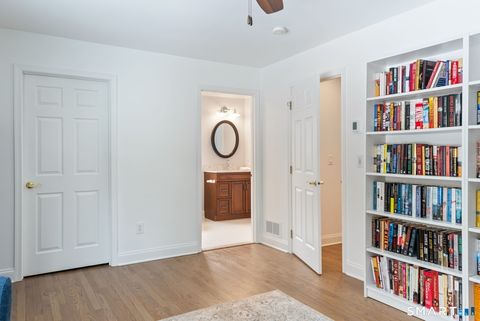 Tiny photo for 5 Abbottsford #5, Avon, CT 06001 (MLS # 24155598)