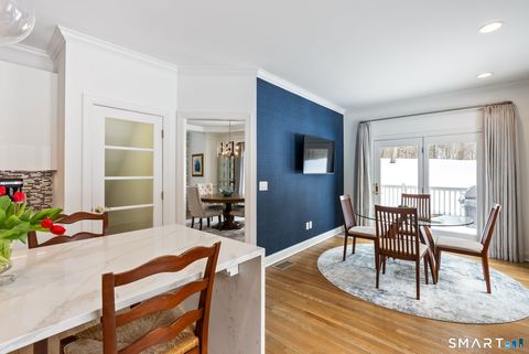 Tiny photo for 5 Abbottsford #5, Avon, CT 06001 (MLS # 24155598)