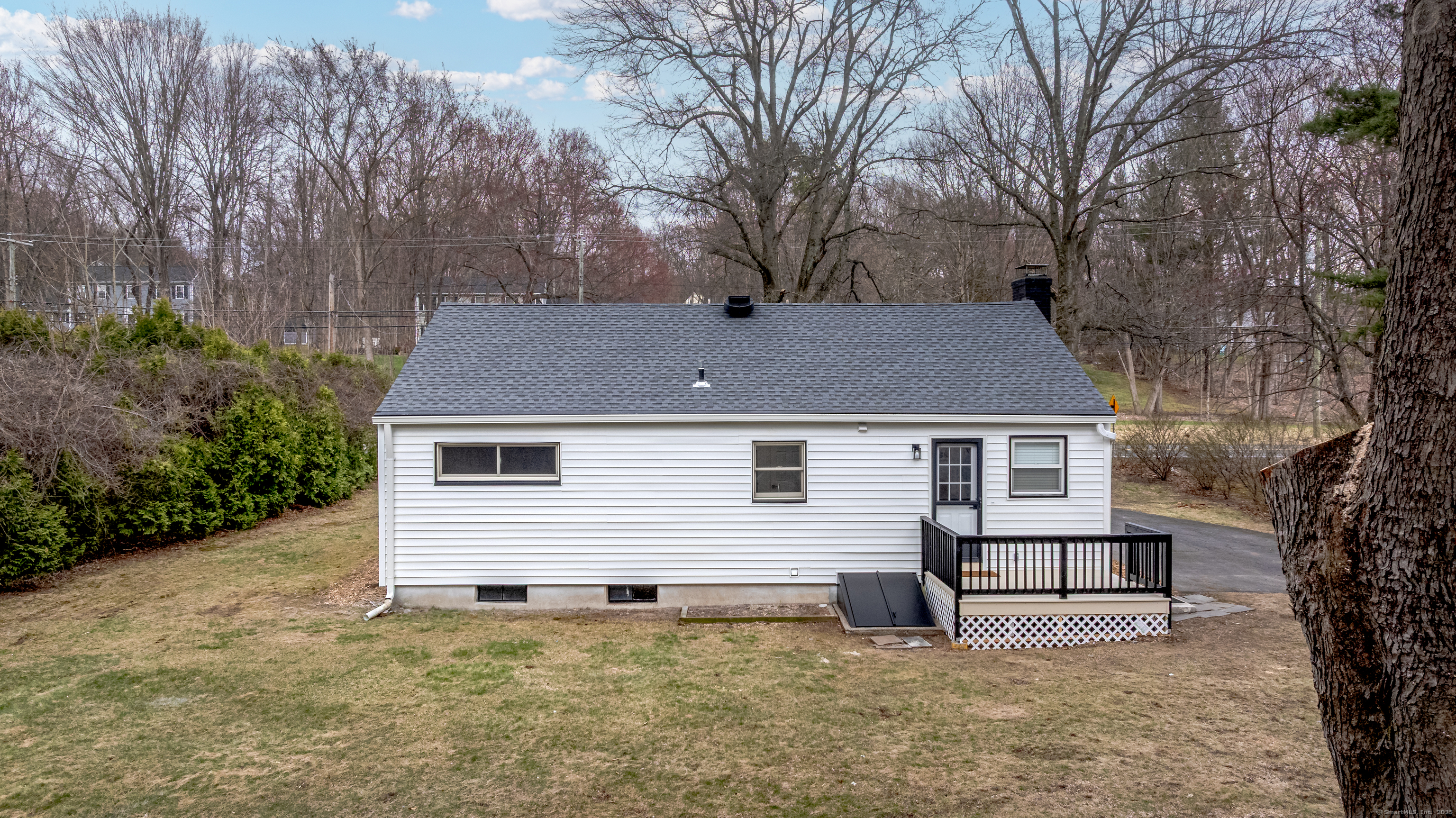 253 Hartford Avenue, East Granby, Connecticut image 4