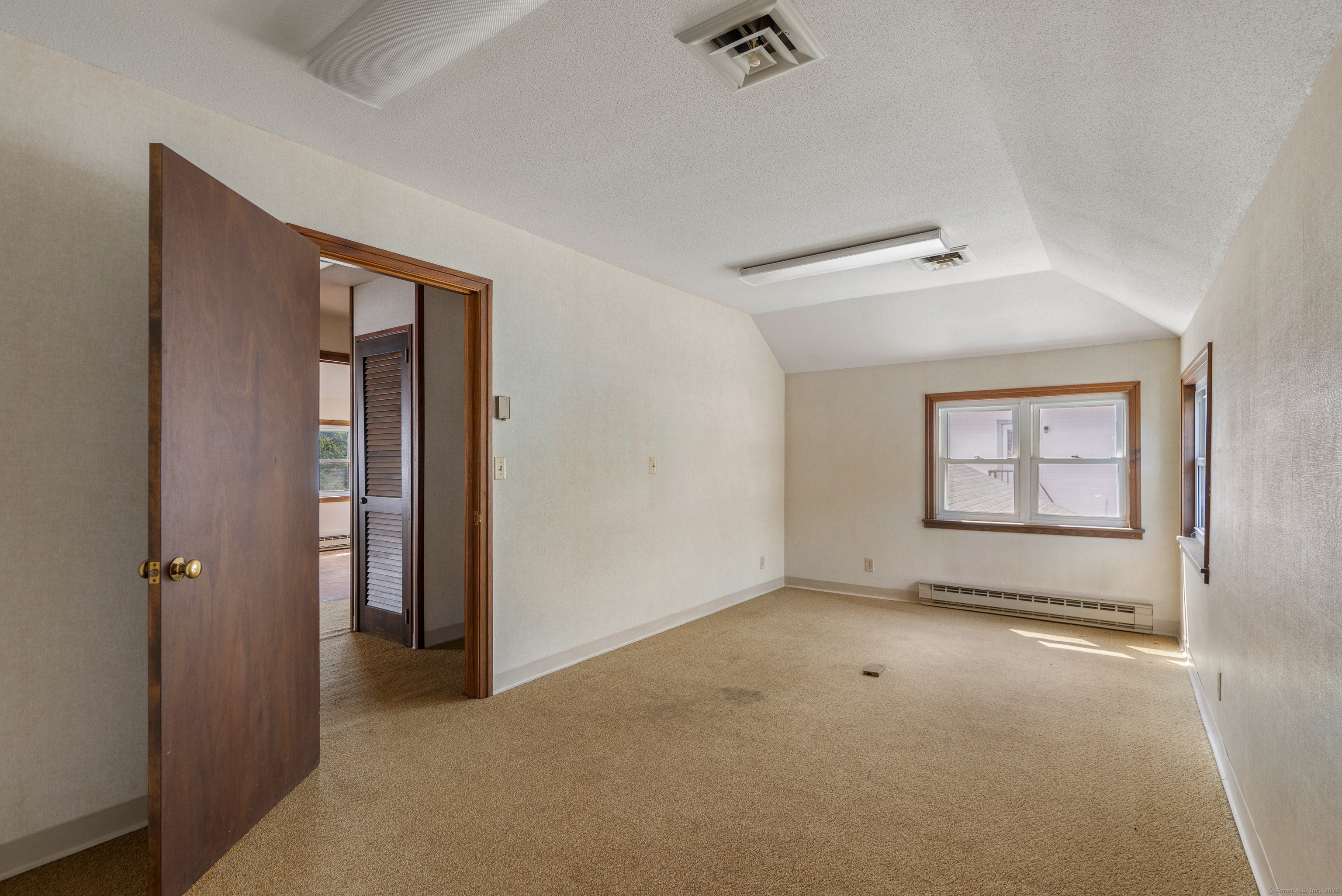 Simsbury, Connecticut 06089, United States, ,5 BathroomsBathrooms,Commercial,Active,200225