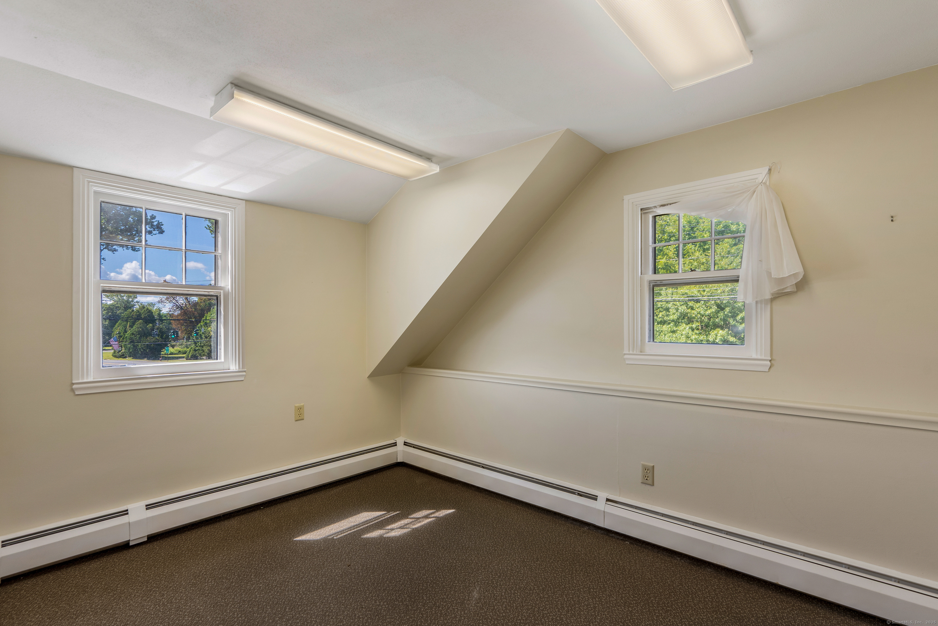 Simsbury, Connecticut 06089, United States, ,5 BathroomsBathrooms,Commercial,Active,200225