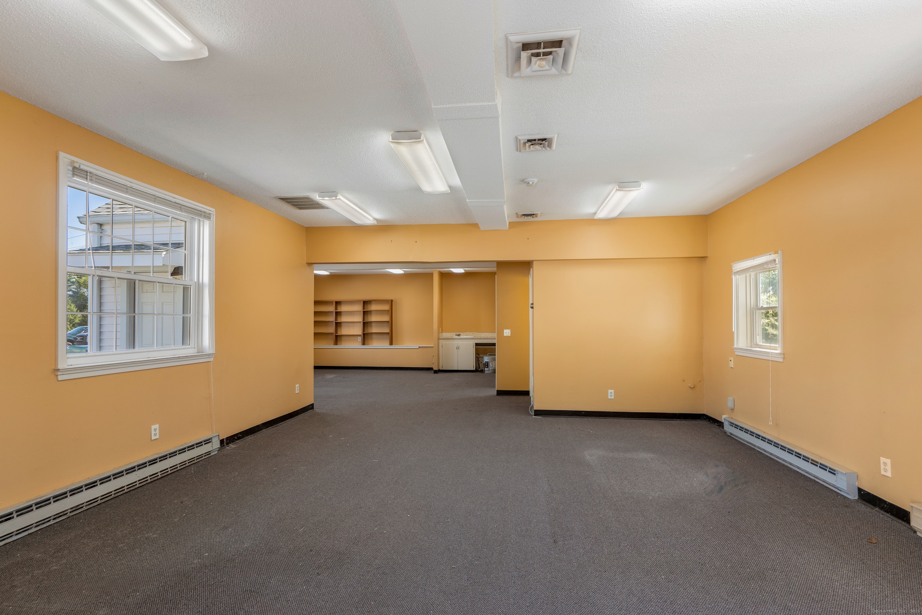 Simsbury, Connecticut 06089, United States, ,5 BathroomsBathrooms,Commercial,Active,200225