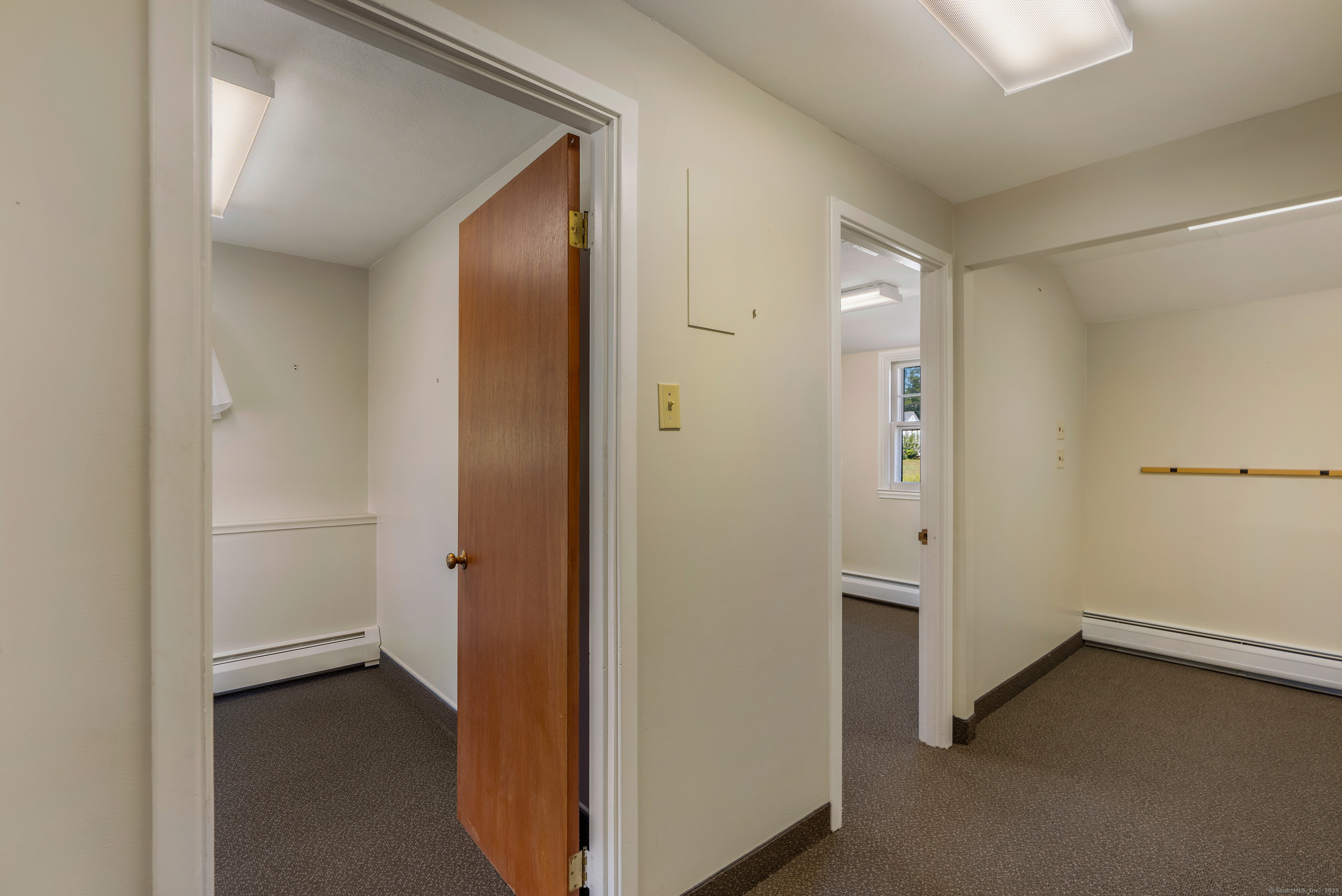 Simsbury, Connecticut 06089, United States, ,5 BathroomsBathrooms,Commercial,Active,200225