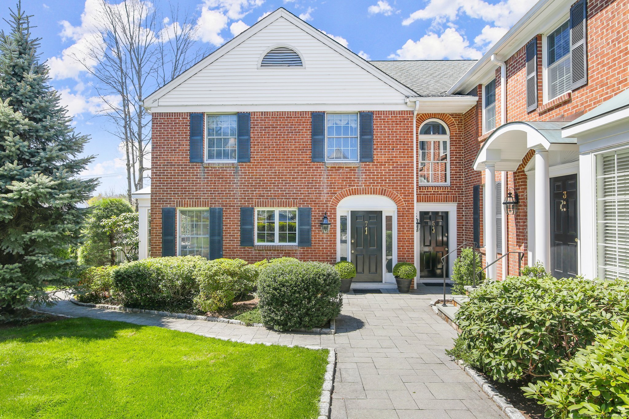Photo 1 of 7 Maple Street 7, New Canaan, Connecticut, $1,295,000, Web #: 24013548