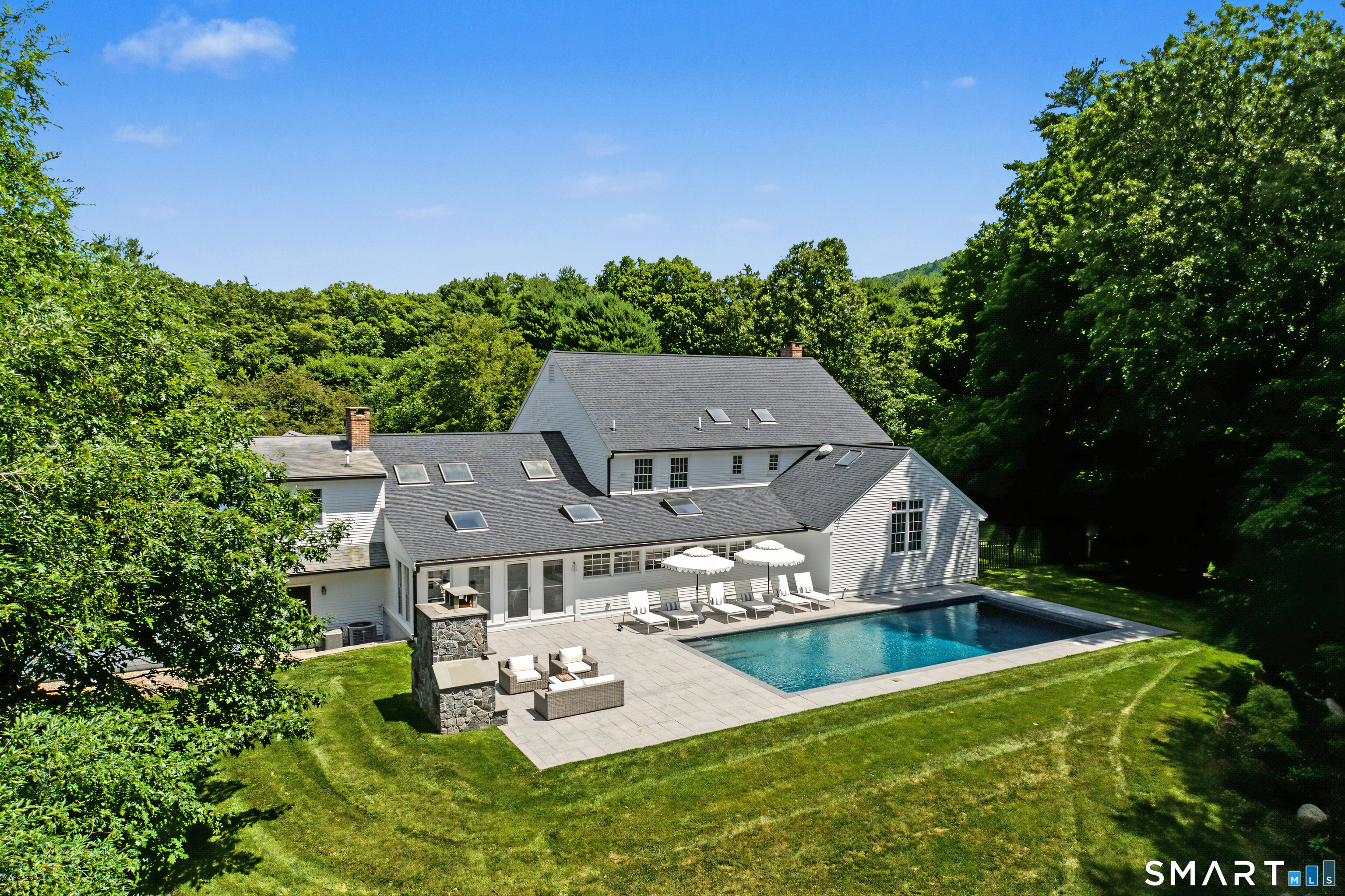 71 Woodford Hills Drive