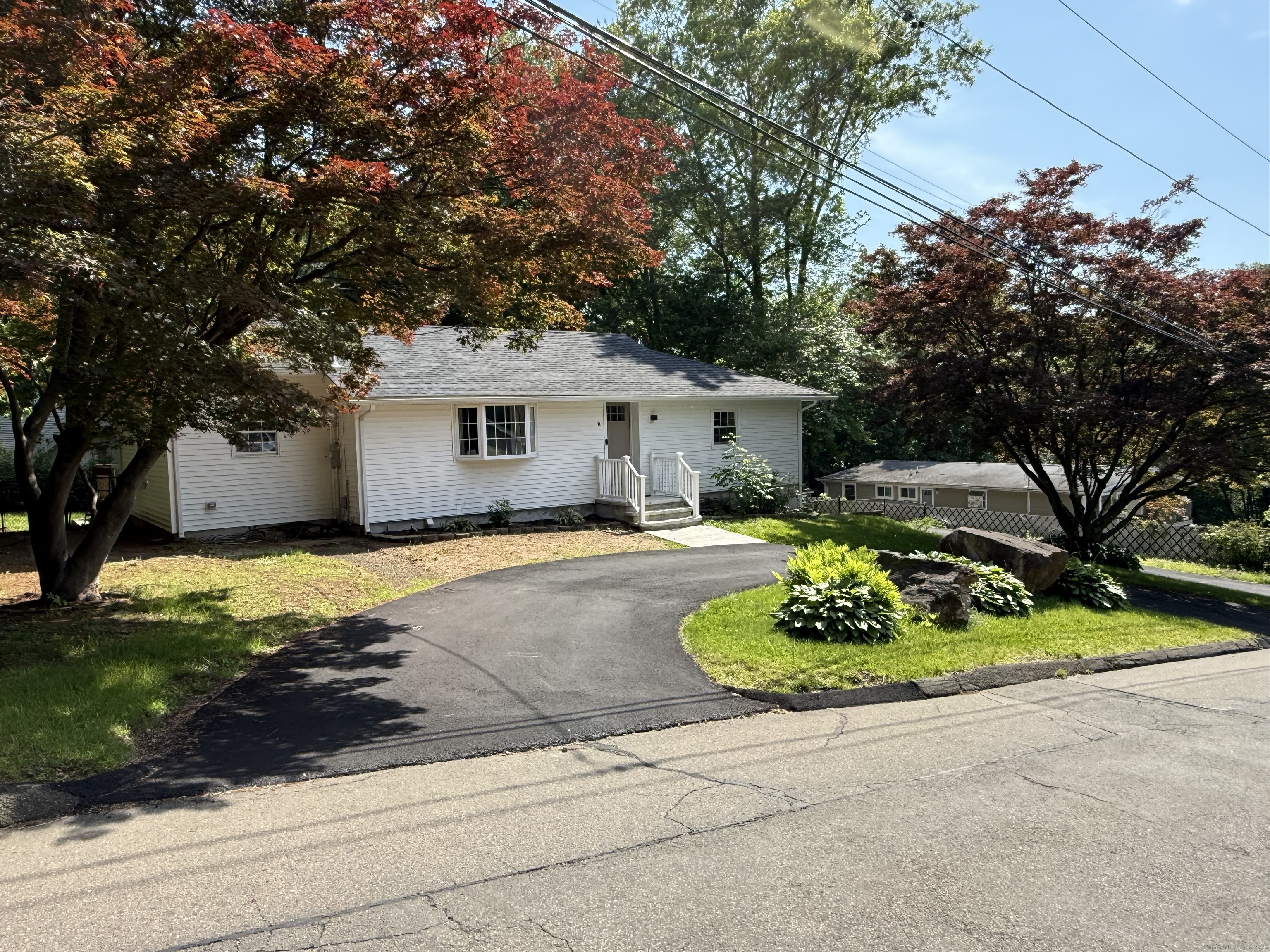 8 Hubbard Road