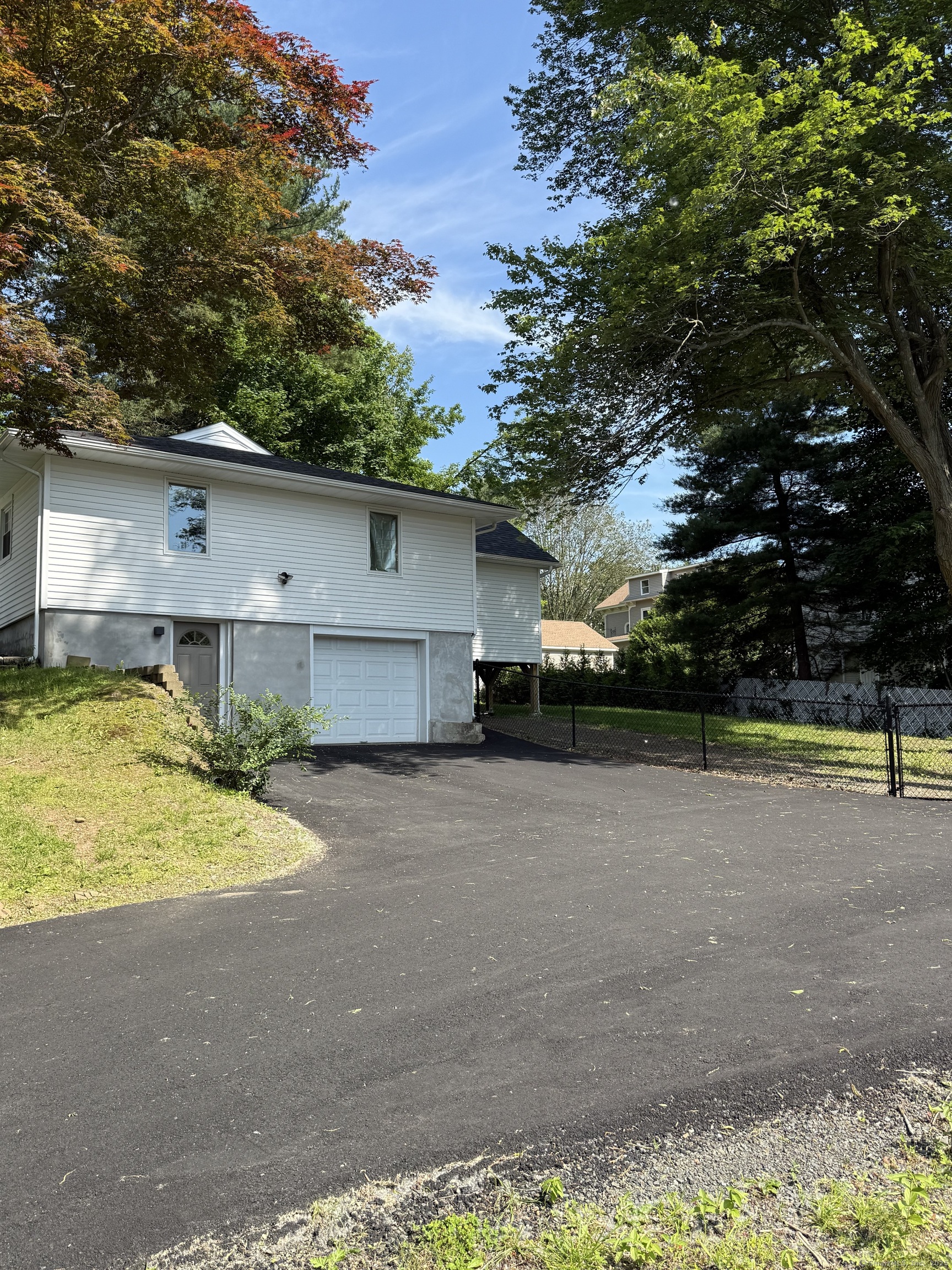 8 Hubbard Road