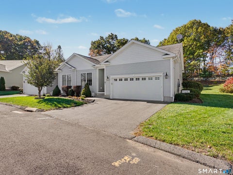 Tiny photo for 41 Pondview Circle #41, Beacon Falls, CT 06403 (MLS # 24215901)