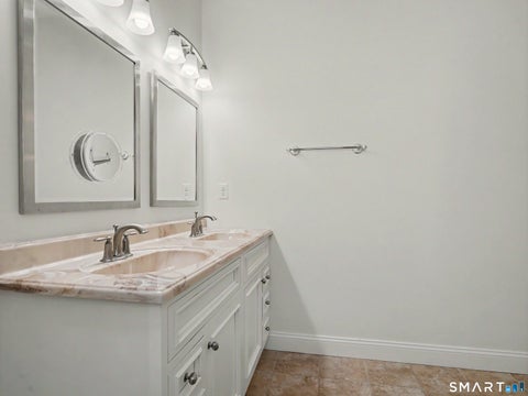 Tiny photo for 41 Pondview Circle #41, Beacon Falls, CT 06403 (MLS # 24215901)