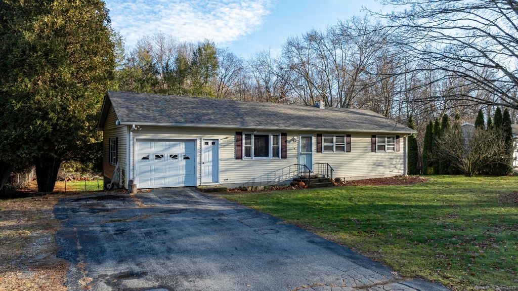 Photo of 142 Starr Street, Norwich, CT 06360 (MLS # 24143918)