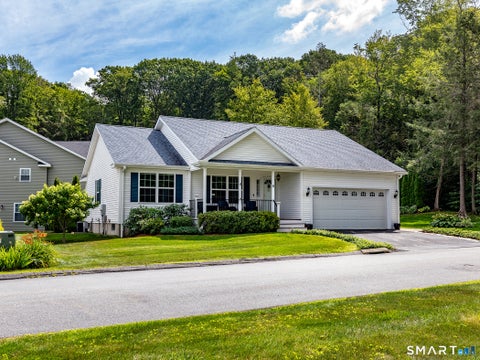Homes For Sale - 6 Lauren Lane<br/> Harwinton, CT 06791