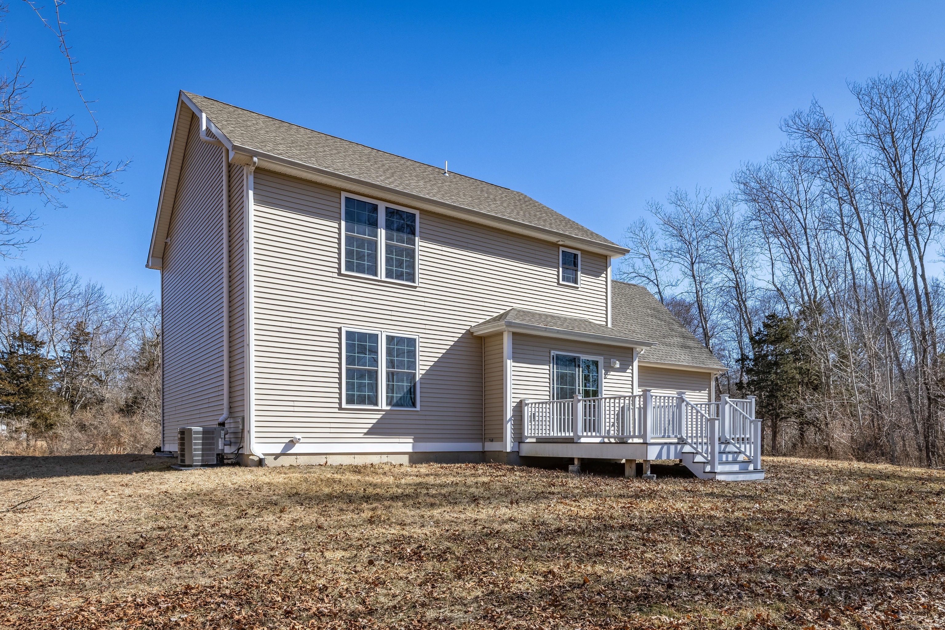 47 Mill Pond Circle, Groton, Connecticut image 3