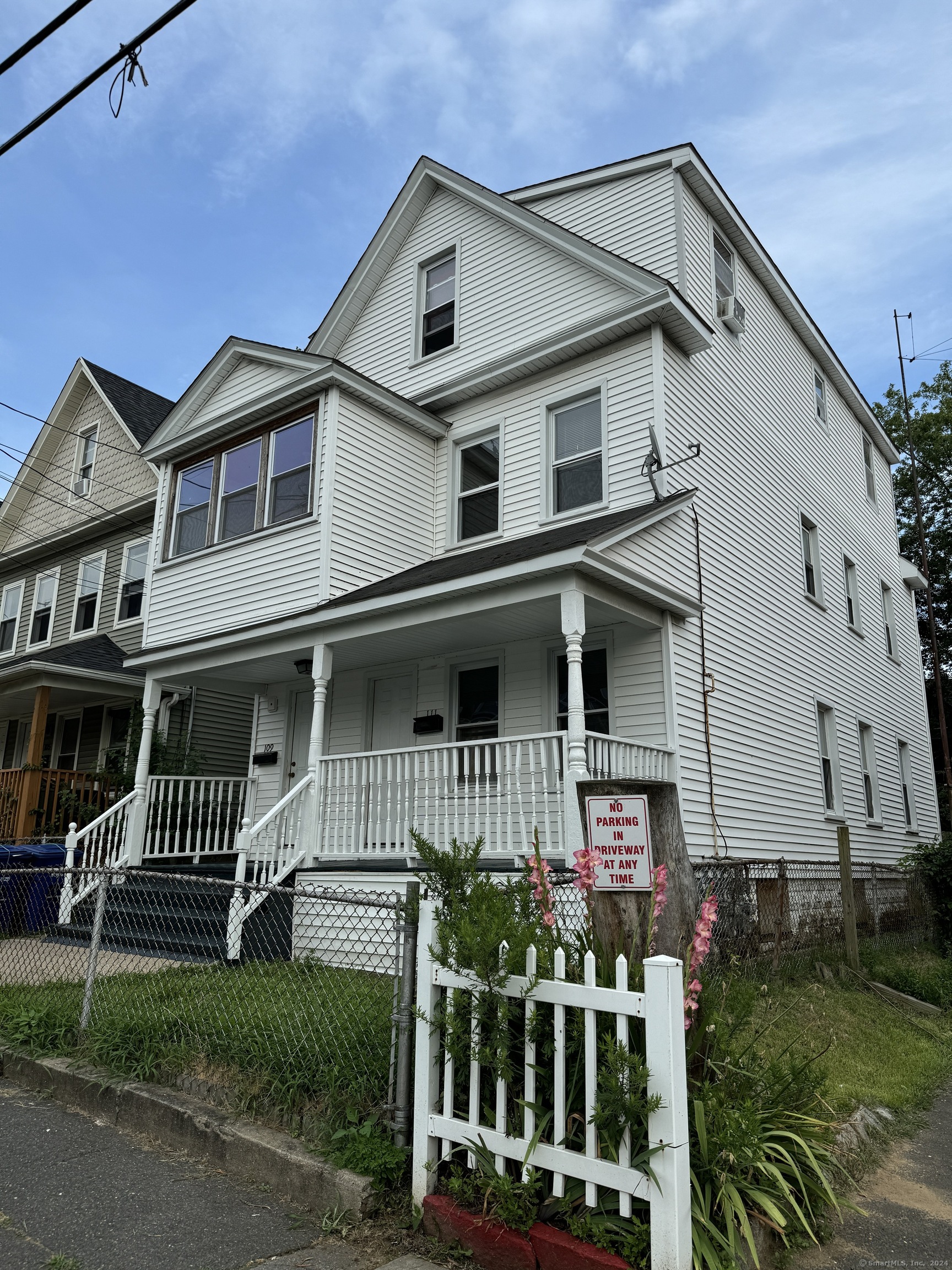 Property for Sale at 109 Park Terrace, Bridgeport, Connecticut - Bedrooms: 5 
Bathrooms: 3 
Rooms: 6  - $429,900