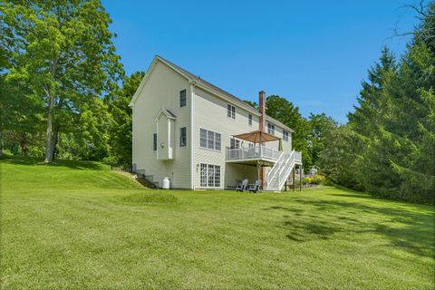 A home in New Milford