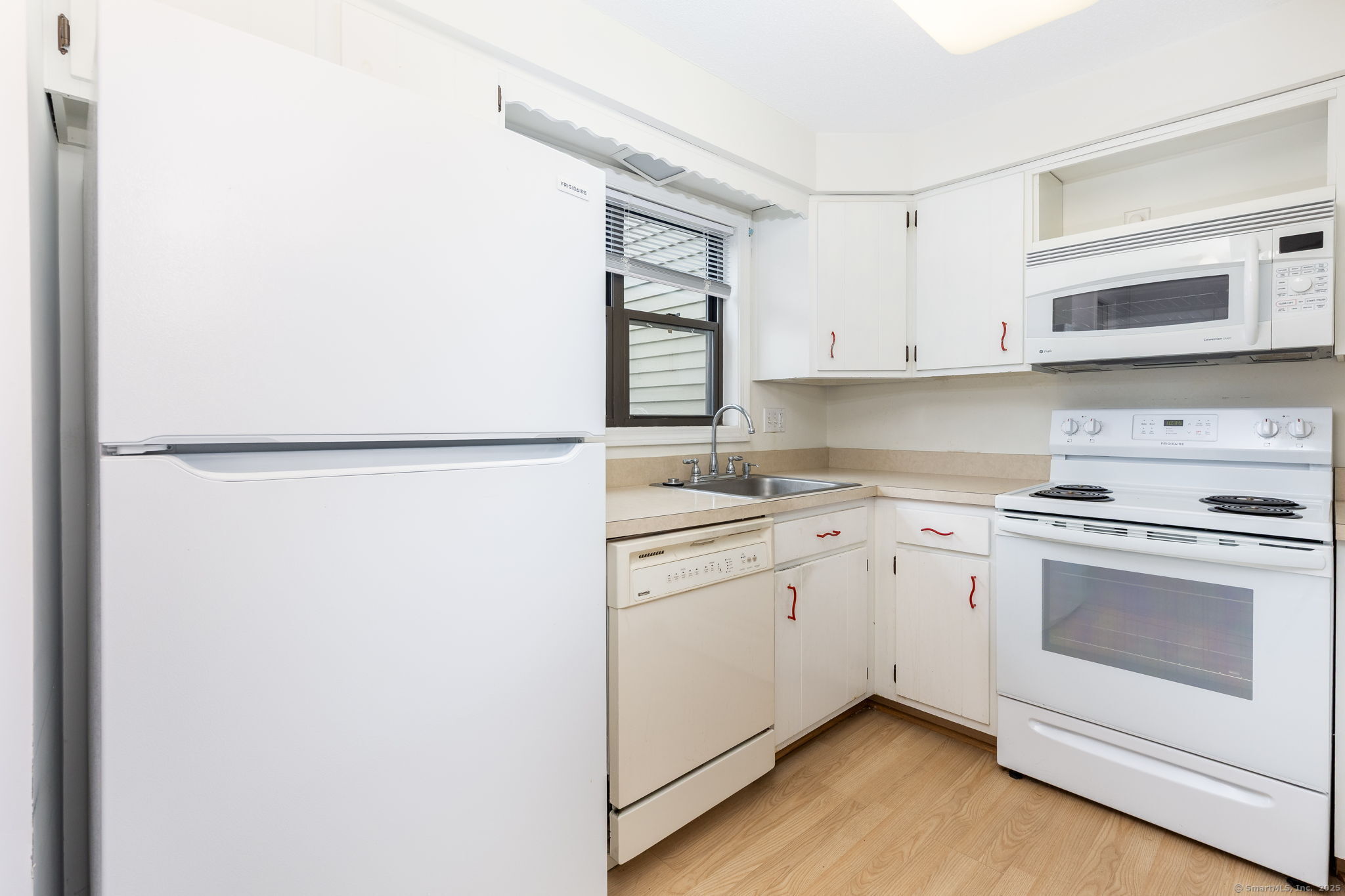 85 Metacomet Drive #85, Meriden, Connecticut image 13