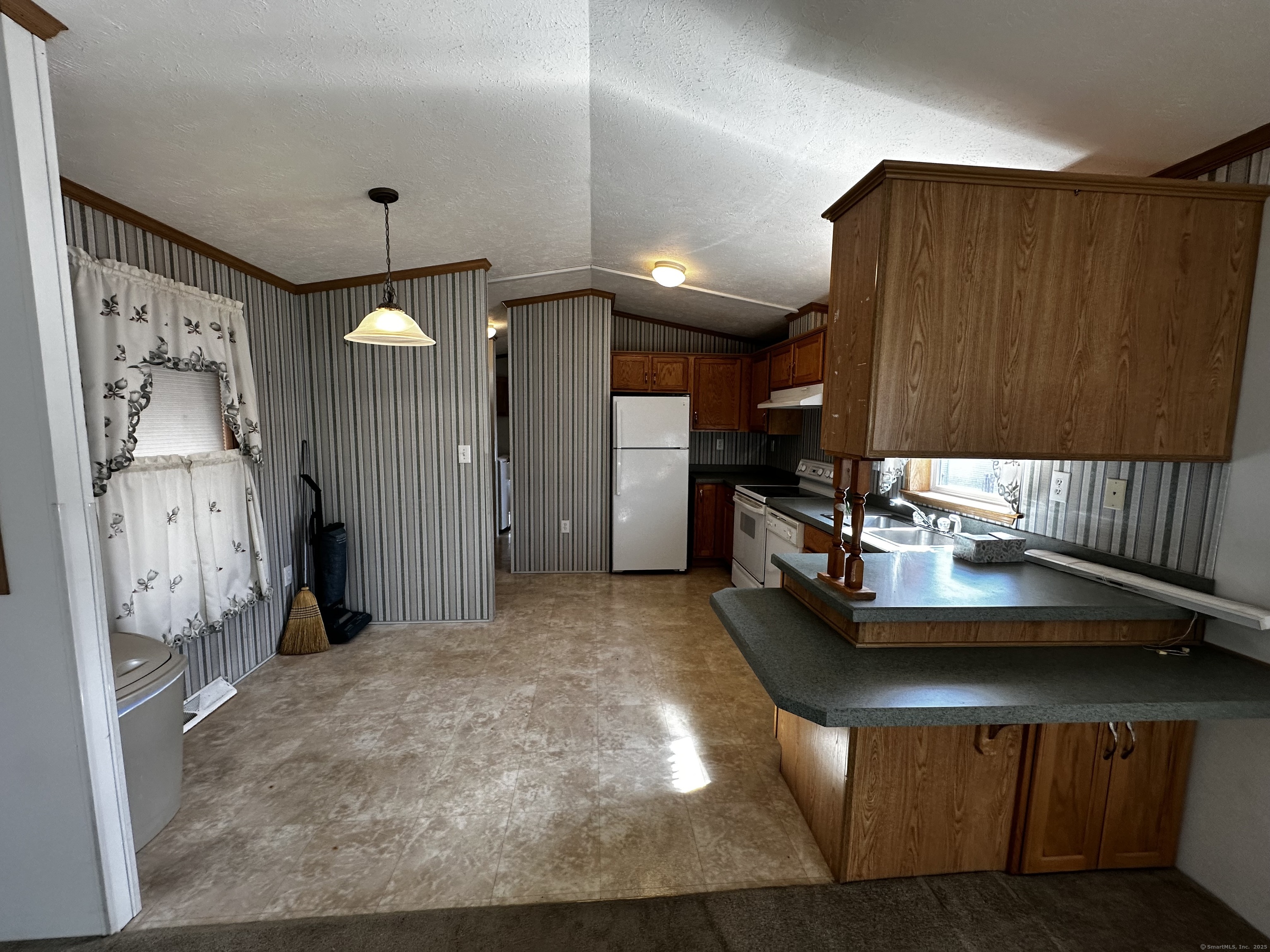 108 Clark Road #TRLR 92, Naugatuck, Connecticut image 6