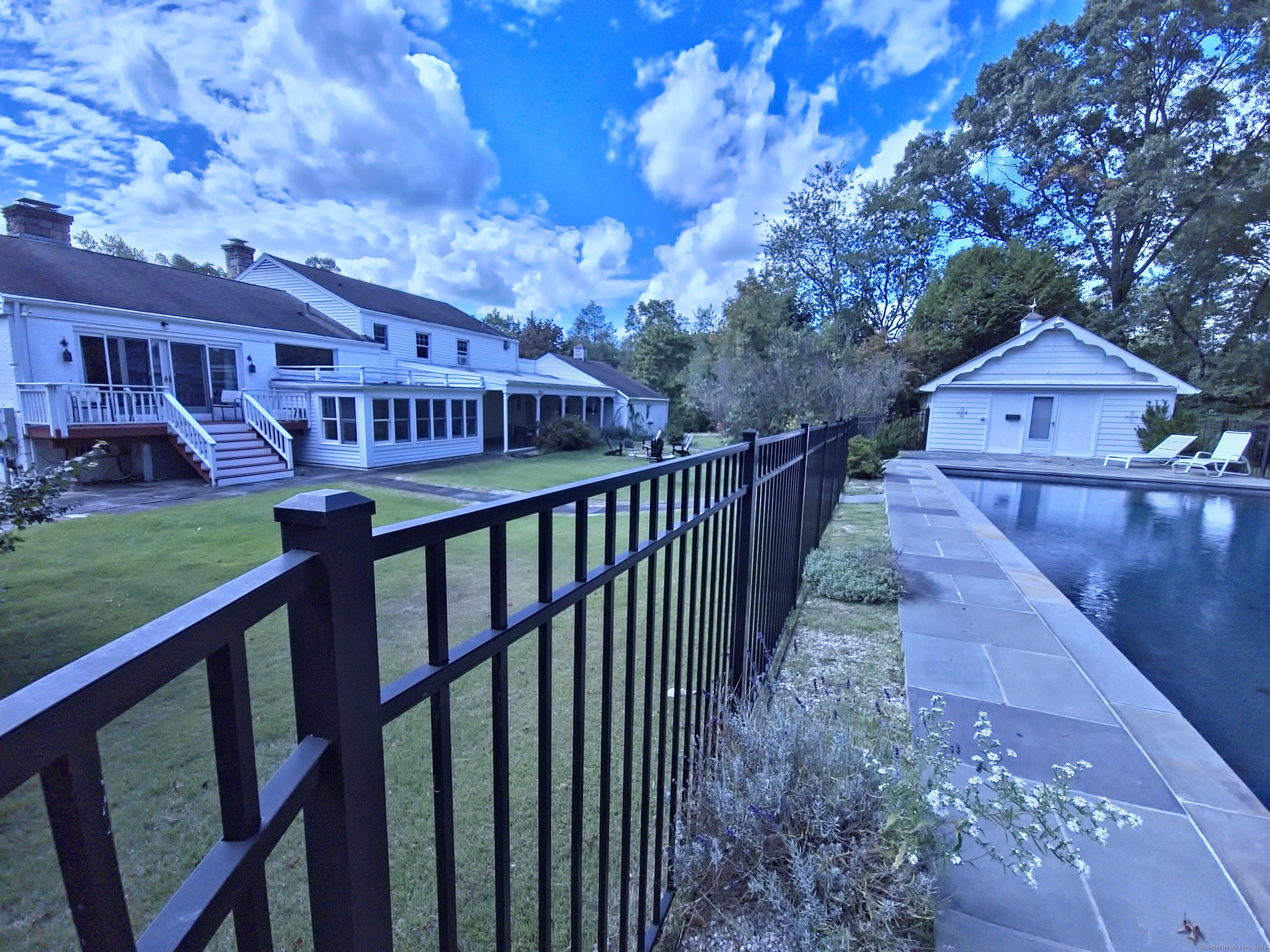 28 Fox Run Road