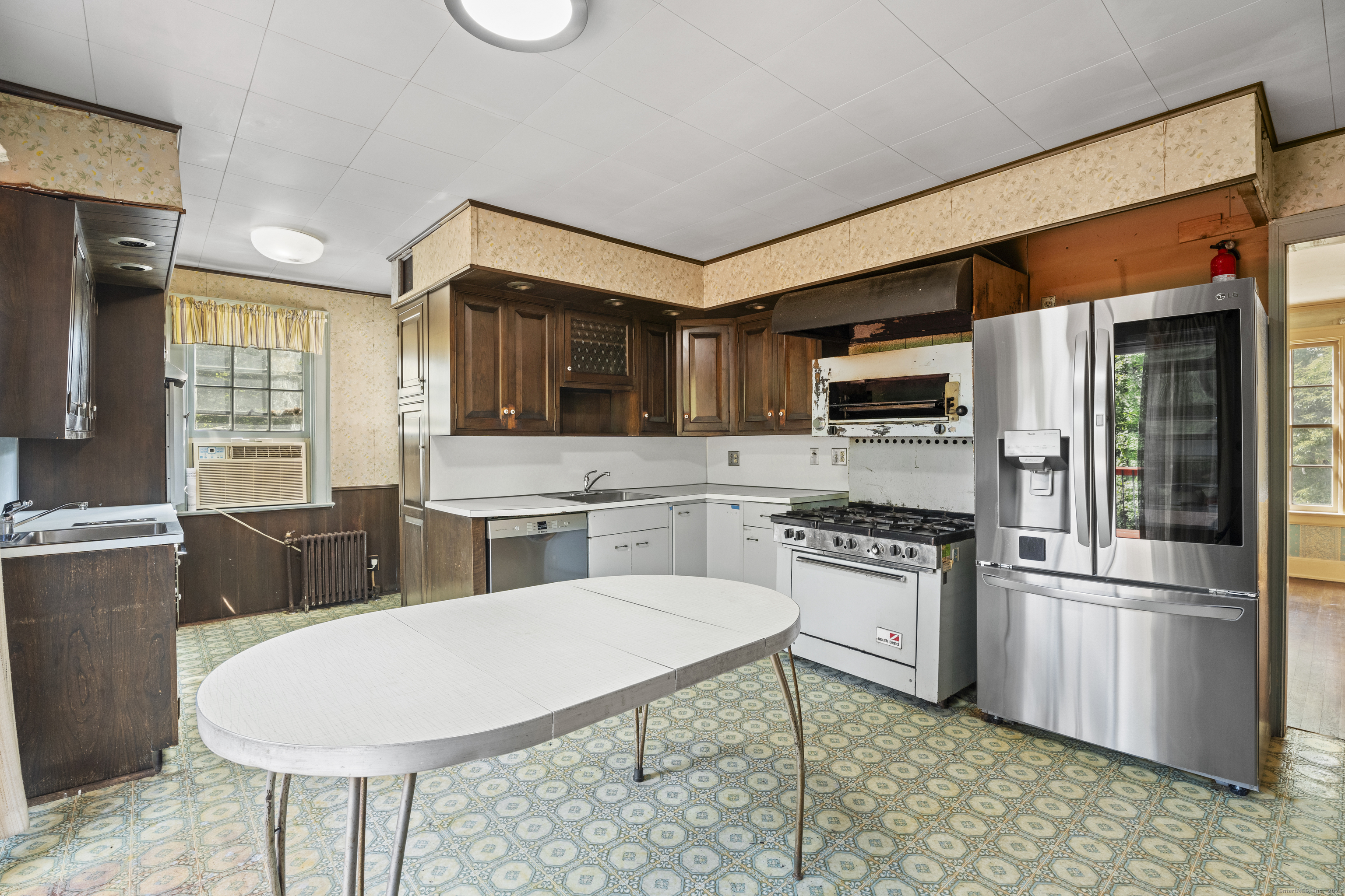 116 Bretton Road, Middletown, Connecticut image 14