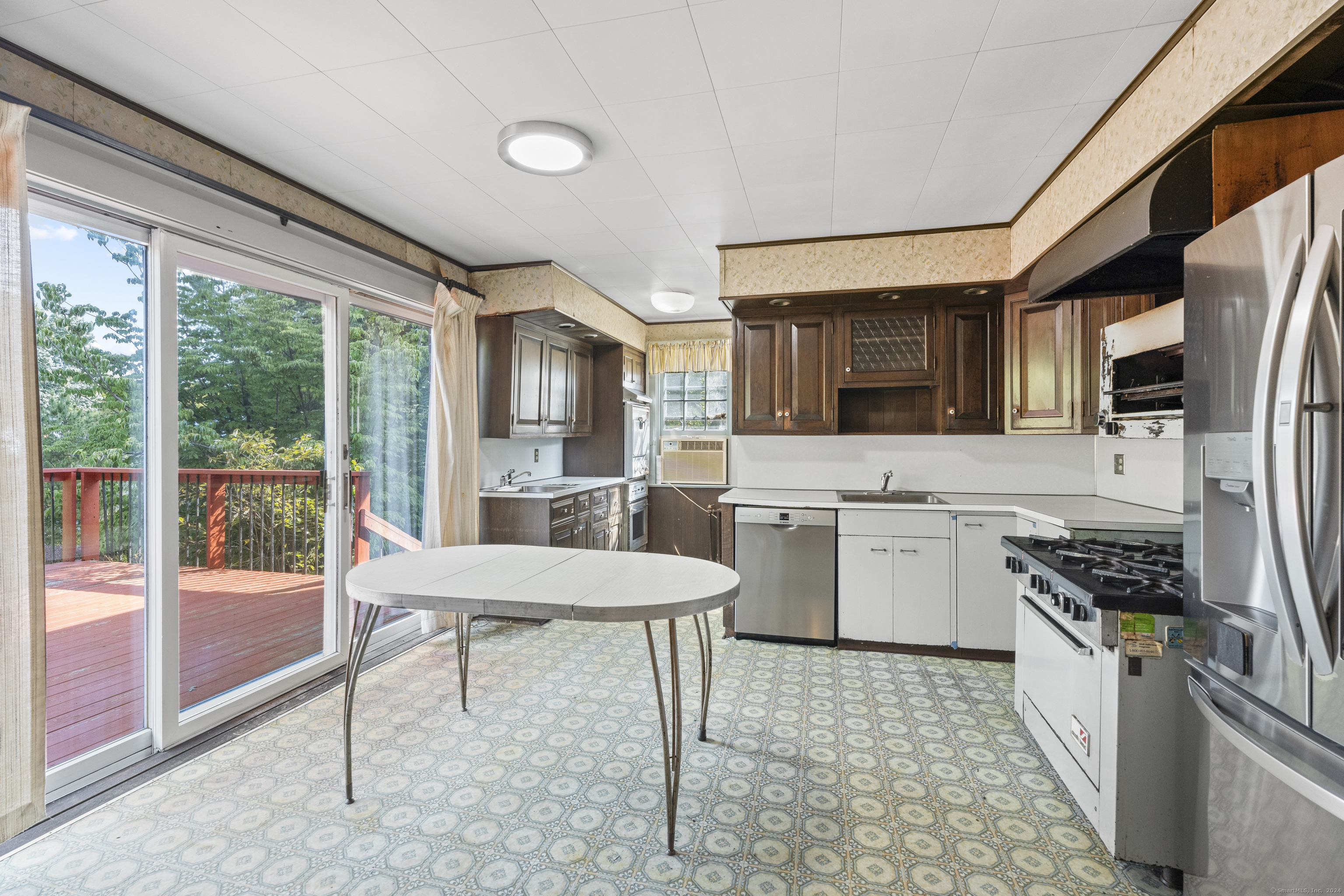 116 Bretton Road, Middletown, Connecticut image 13