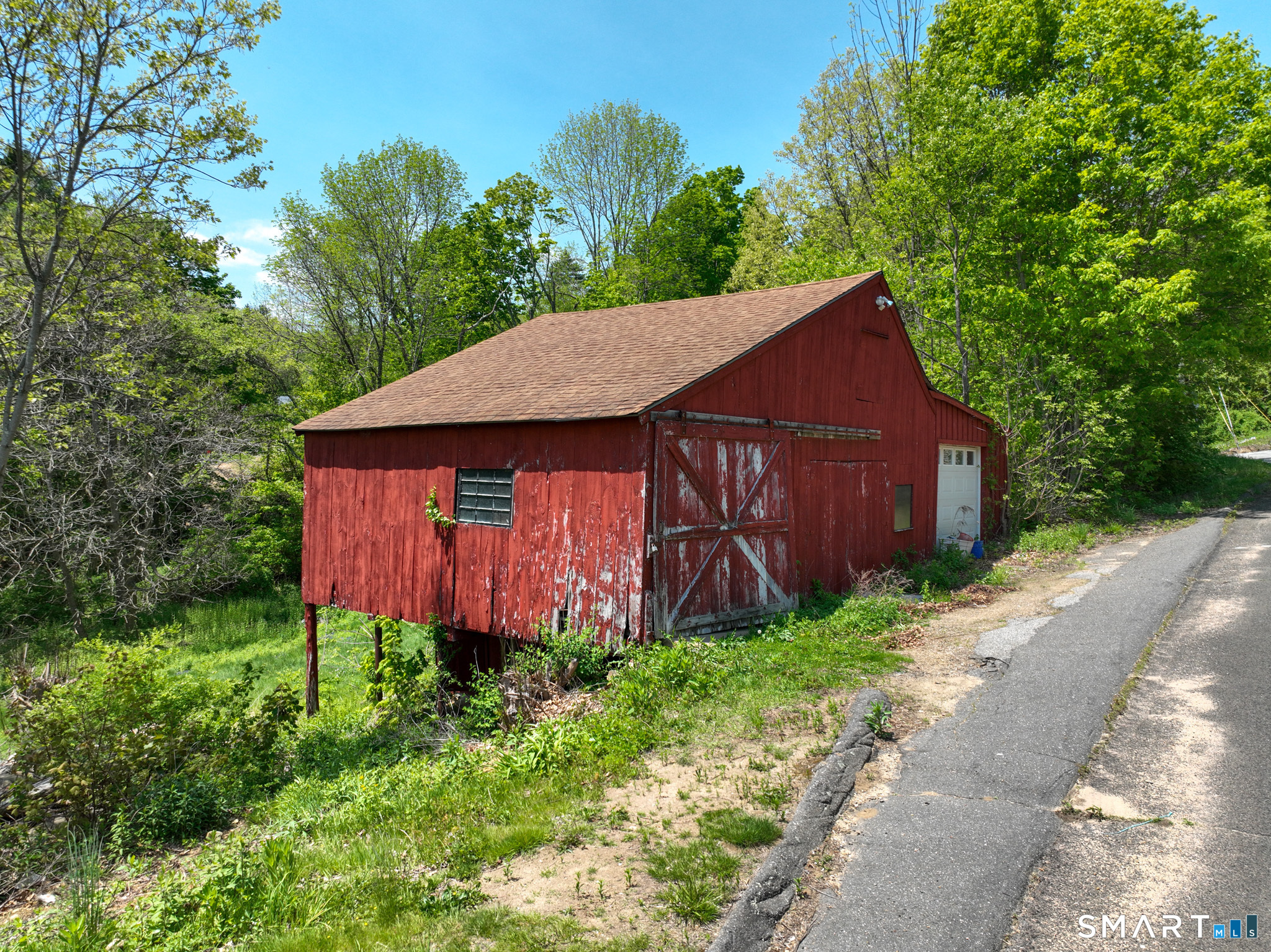 28 Old Monson Road