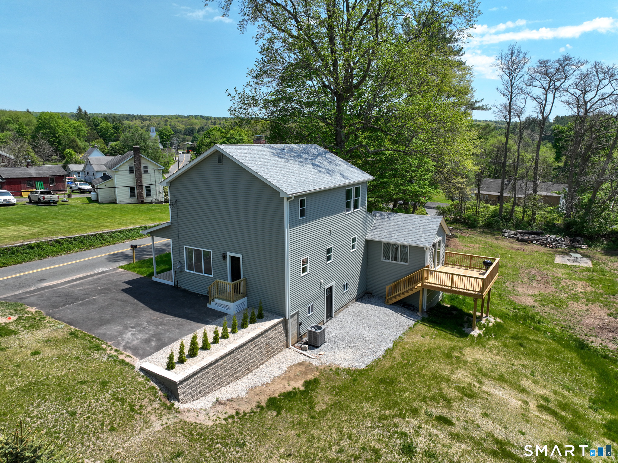 28 Old Monson Road