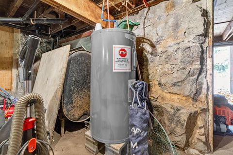 Tiny photo for 22 Willetts Avenue, New London, CT 06320 (MLS # 24142265)