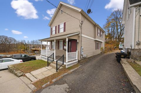 Photo of 22 Willetts Avenue, New London, CT 06320 (MLS # 24142265)