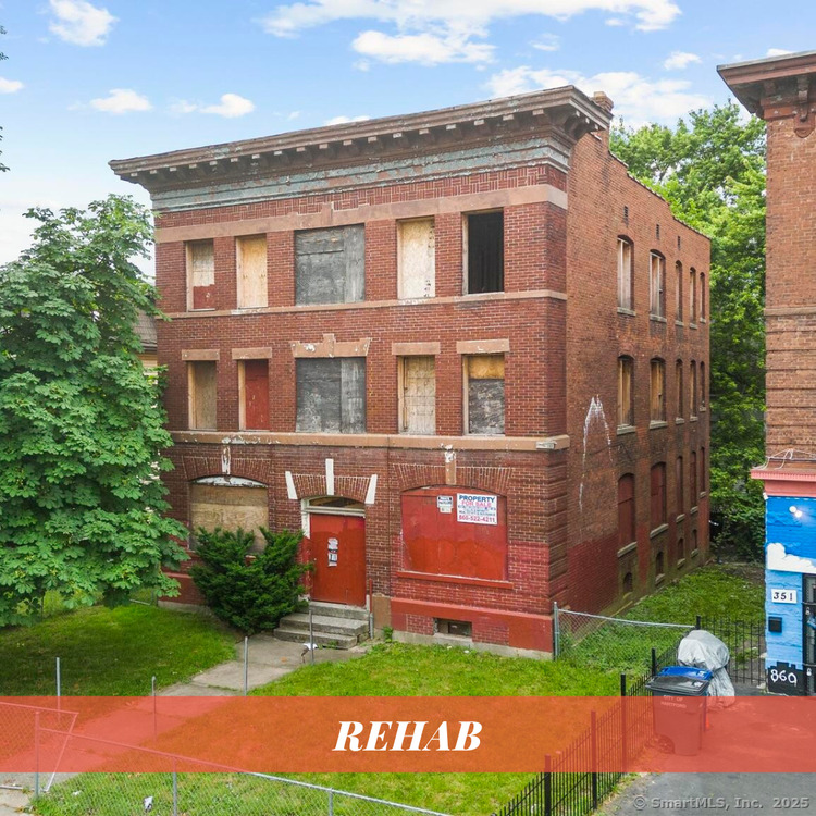 Property for Sale at Wethersfield Avenue, Hartford, Connecticut - Bedrooms: 12 
Bathrooms: 6 
Rooms: 24  - $267,500