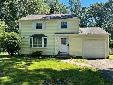 8 Victory Street Enfield CT 06082