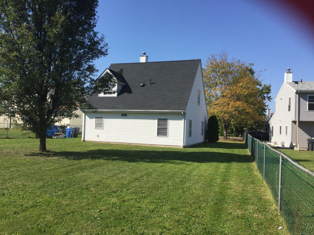 Photo of 89 Sequin Street, Hartford, CT 06106 (MLS # 24132946)
