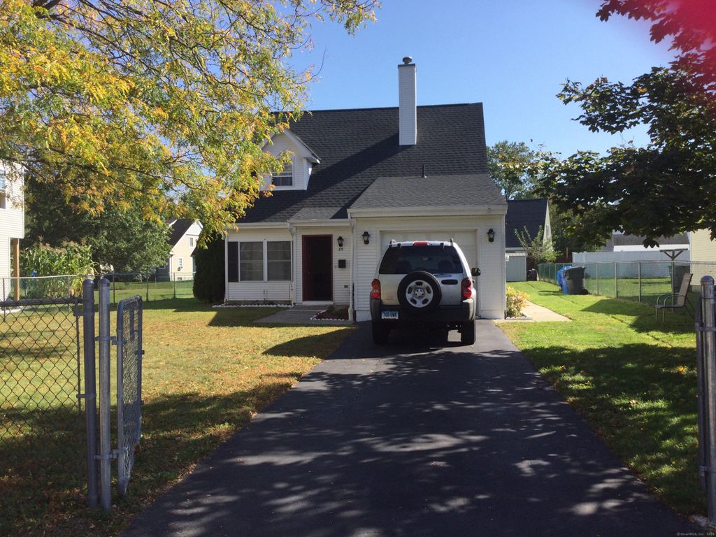 Photo of 89 Sequin Street, Hartford, CT 06106 (MLS # 24132946)