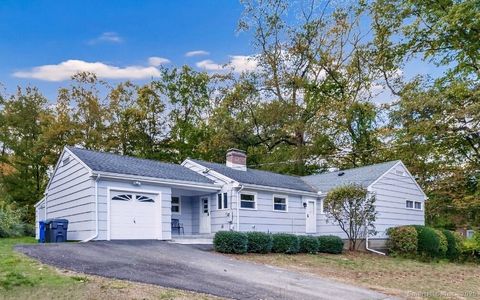 Tiny photo for 211 Tanglewood Road, Trumbull, CT 06611 (MLS # 24130717)