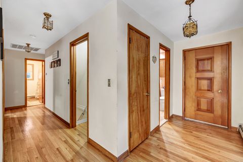 Tiny photo for 211 Tanglewood Road, Trumbull, CT 06611 (MLS # 24130717)