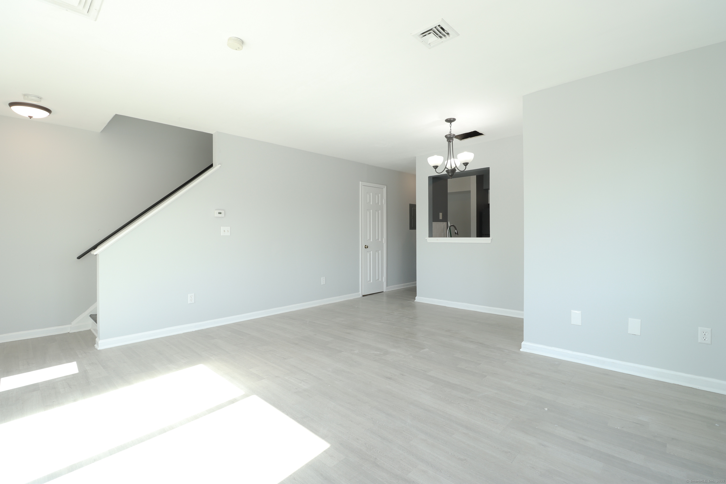 183 Livingston Place #10, Bridgeport, Connecticut image 5