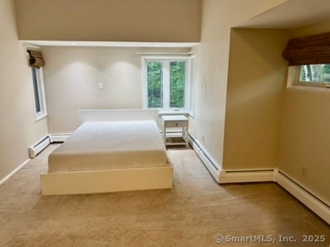 Tiny photo for 4 Earls Court #E, Farmington, CT 06032 (MLS # 24114679)