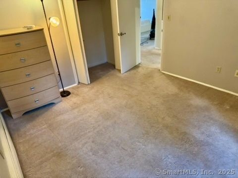Tiny photo for 4 Earls Court #E, Farmington, CT 06032 (MLS # 24114679)