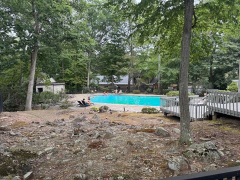 Tiny photo for 4 Earls Court #E, Farmington, CT 06032 (MLS # 24114679)