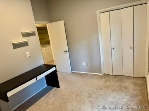 Tiny photo for 4 Earls Court #E, Farmington, CT 06032 (MLS # 24114679)