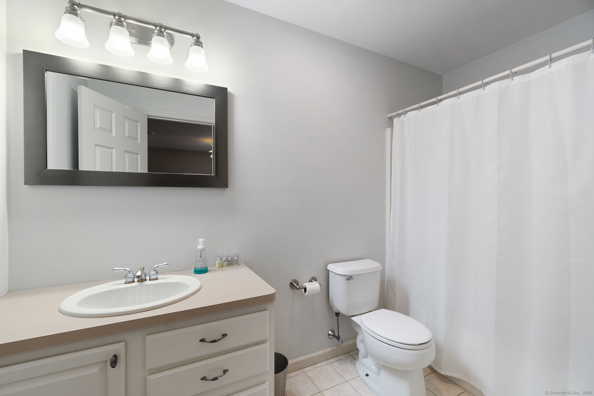 41 Leeward Lane, Groton, Connecticut image 27