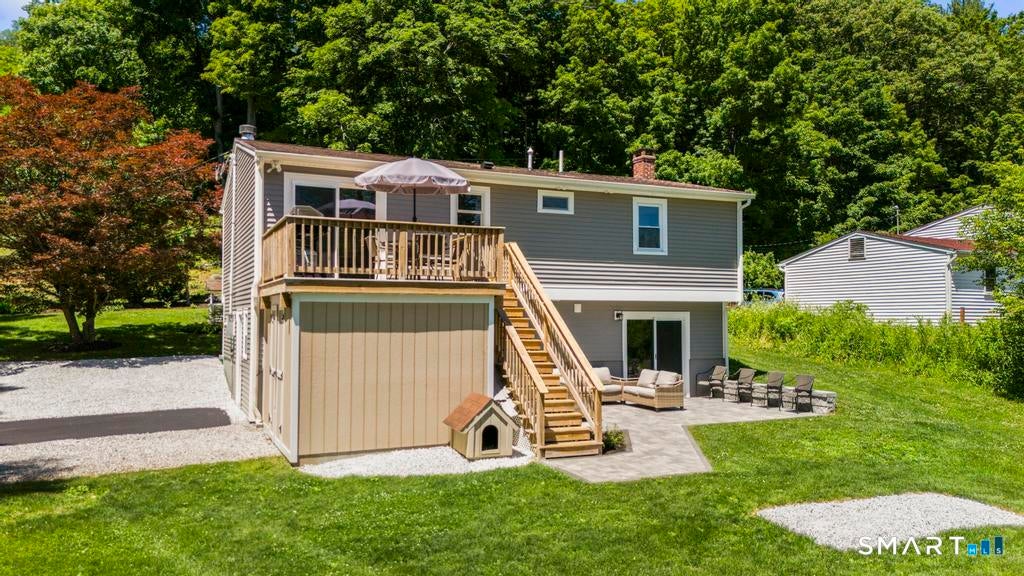 27 Town Farm Road