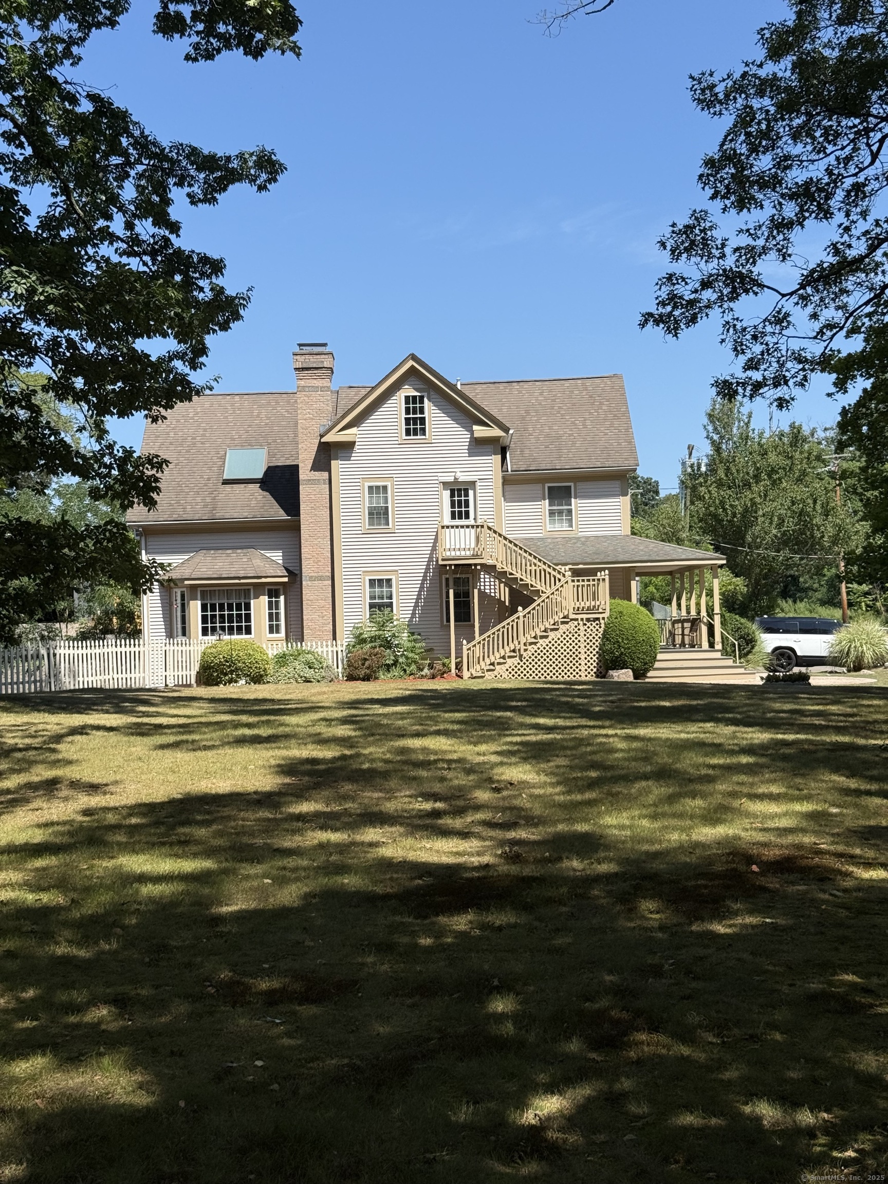 300 Bradley Street