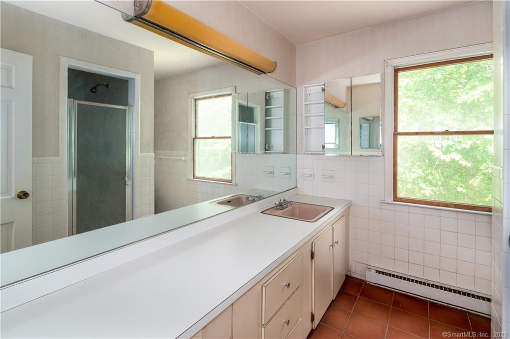 Photo 37 of 40 of 462 Taconic Road house
