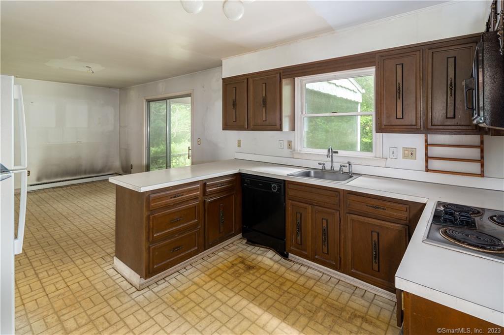 Photo 36 of 40 of 462 Taconic Road house